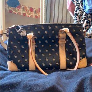 Dooney & Bourke purse